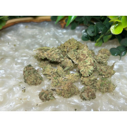 Silver peach CBD